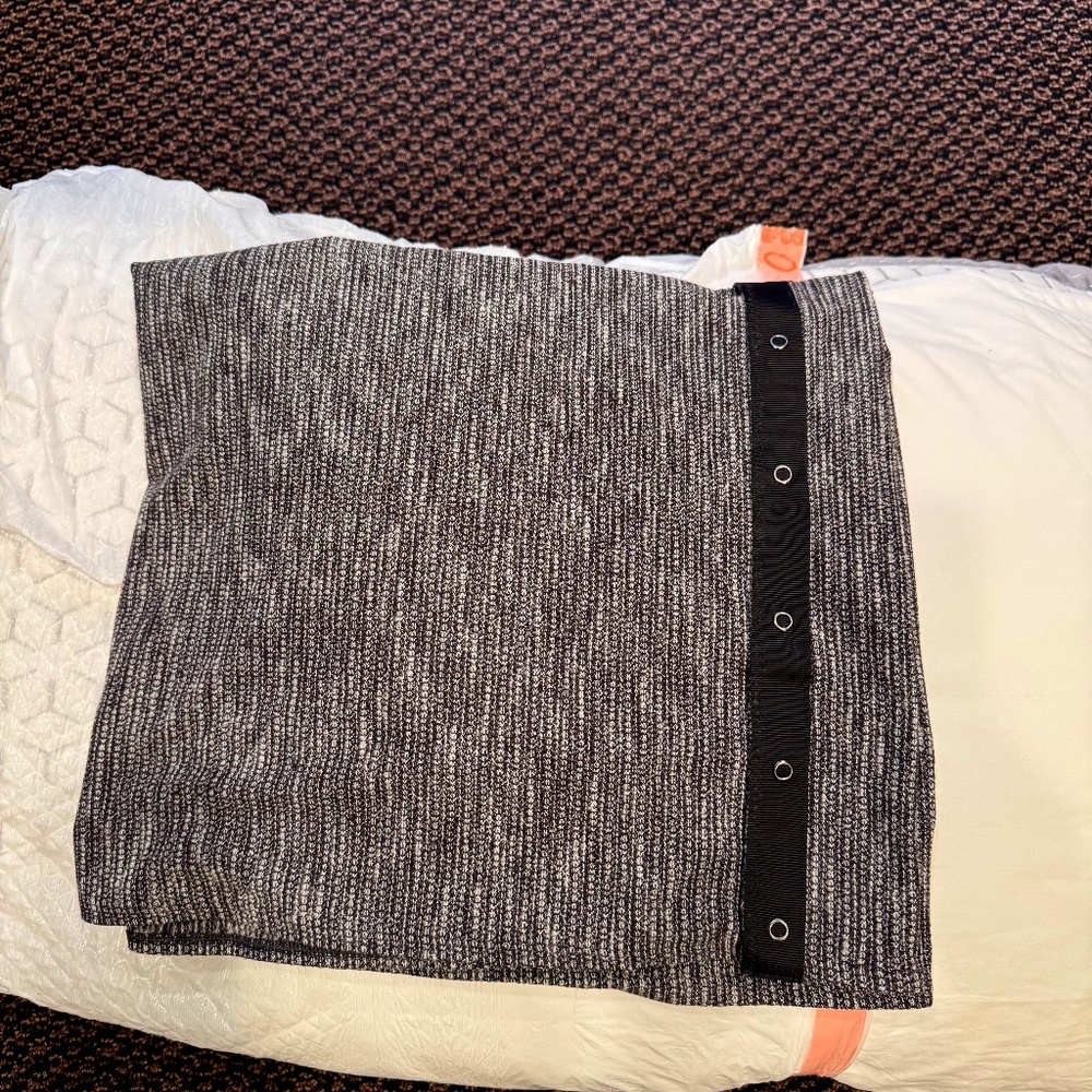 LULULEMON scarf/neckwarmer